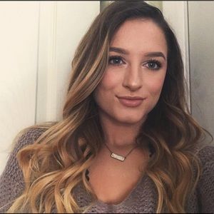 Meet your Posher, Mackenzie